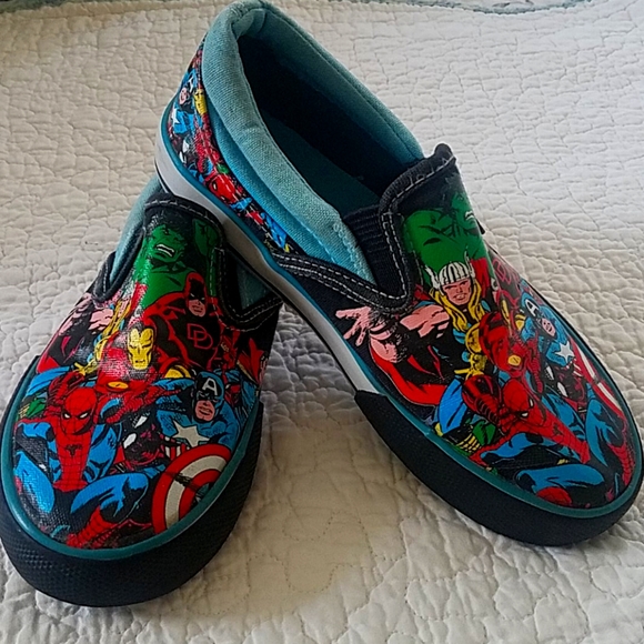 marvel comics vans